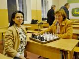 Фінальна гра за 1-2 місця. На 4-ій дошці грають Ірина Купріянчик (ф-т ЗВ) і Оксана Тонха (агро. ф-т). Перемогла О. Тонха.